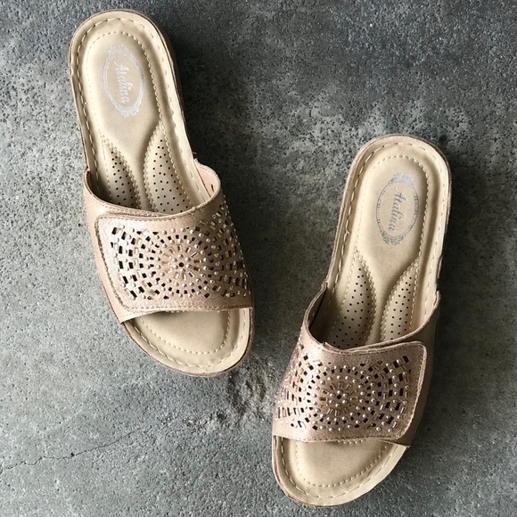 Italina Comfort Gold Velcro Strap Slide Sandal 9 - Picture 2 of 7